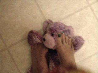 Zoezane Footfetish Bear001