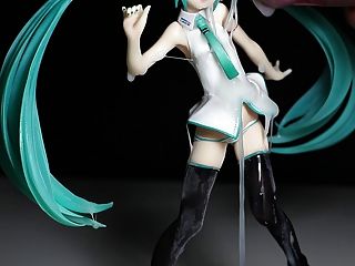 Lat Miku Multiple Cumshots Sof