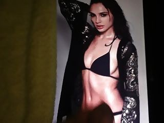 Gal Gadot Cum Tribute #2