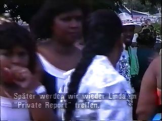 Chessie Moore As Linda (?)