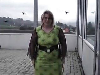 Sexy Bbw Outdoor Pissing